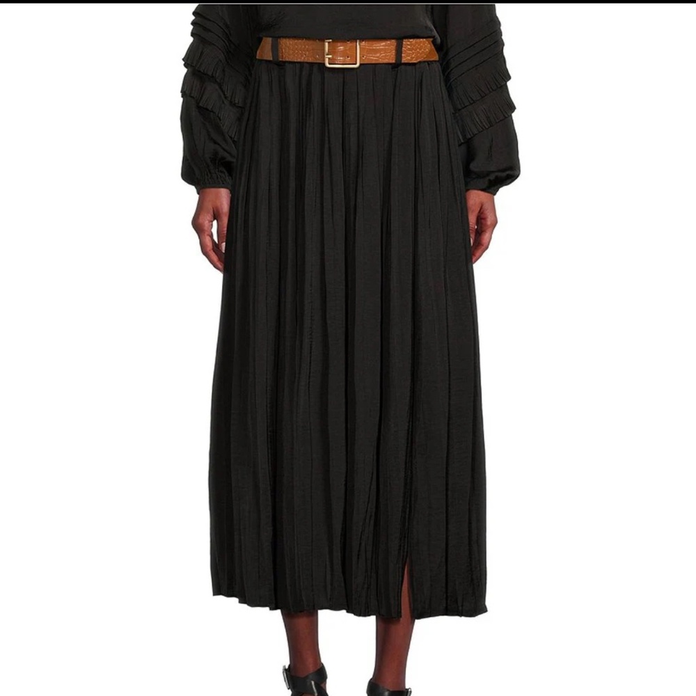 Gibson & Latimer Women's Moonshadow Belted Pleated Midi Skirt Black M